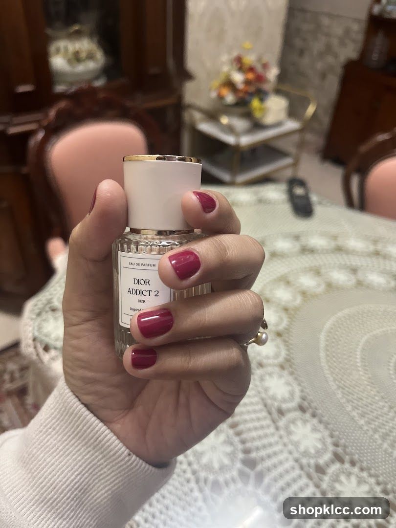 Dior Addict 2 Perfume Bottle