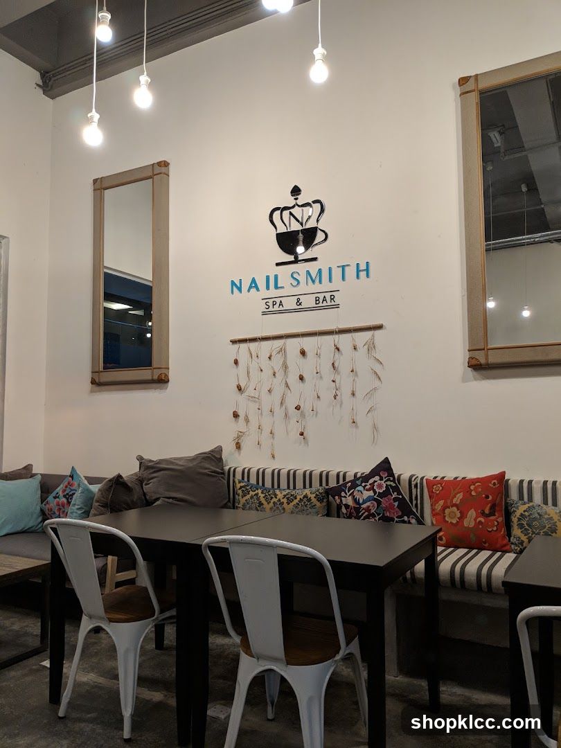 Nailsmith Spa & Bar Interior