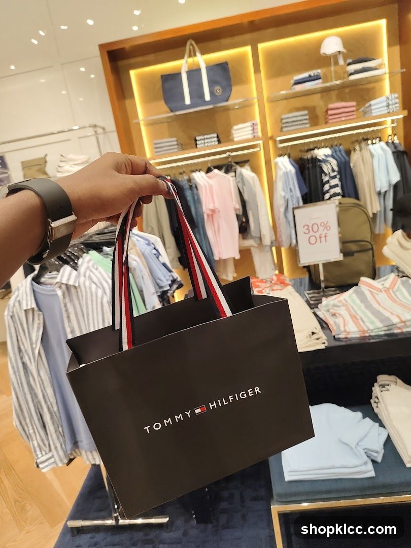 Tommy Hilfiger Shopping Bag