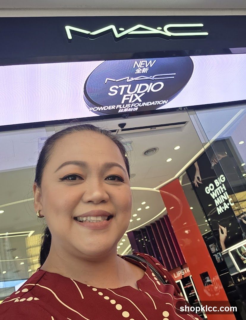 MAC Cosmetics Store