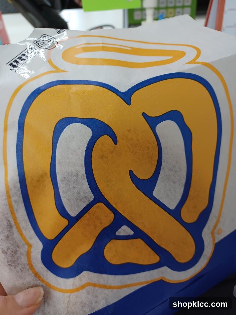 Auntie Anne's Pretzel Bag
