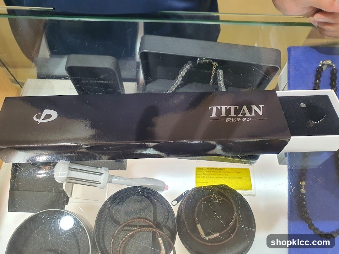 Titan Jewelry Display
