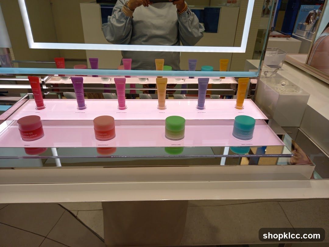 Cosmetics Display