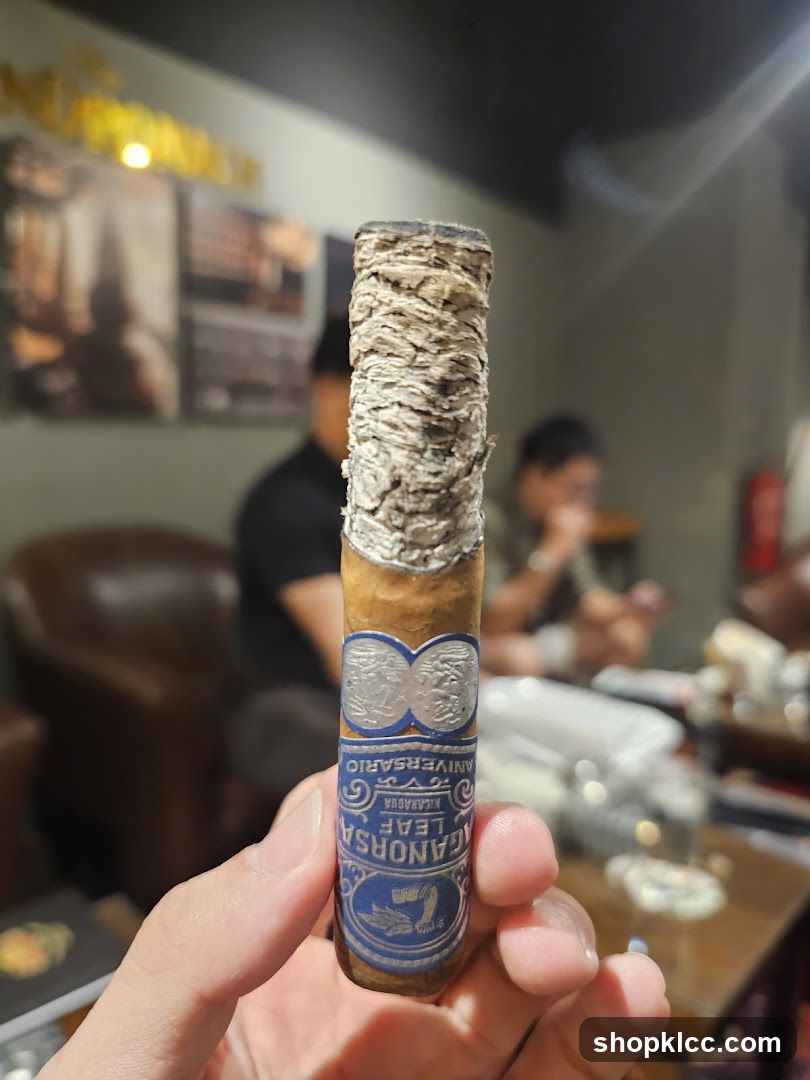 Cigar with Band