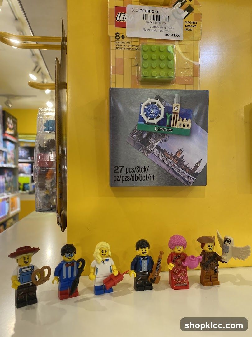 LEGO London Magnet Build