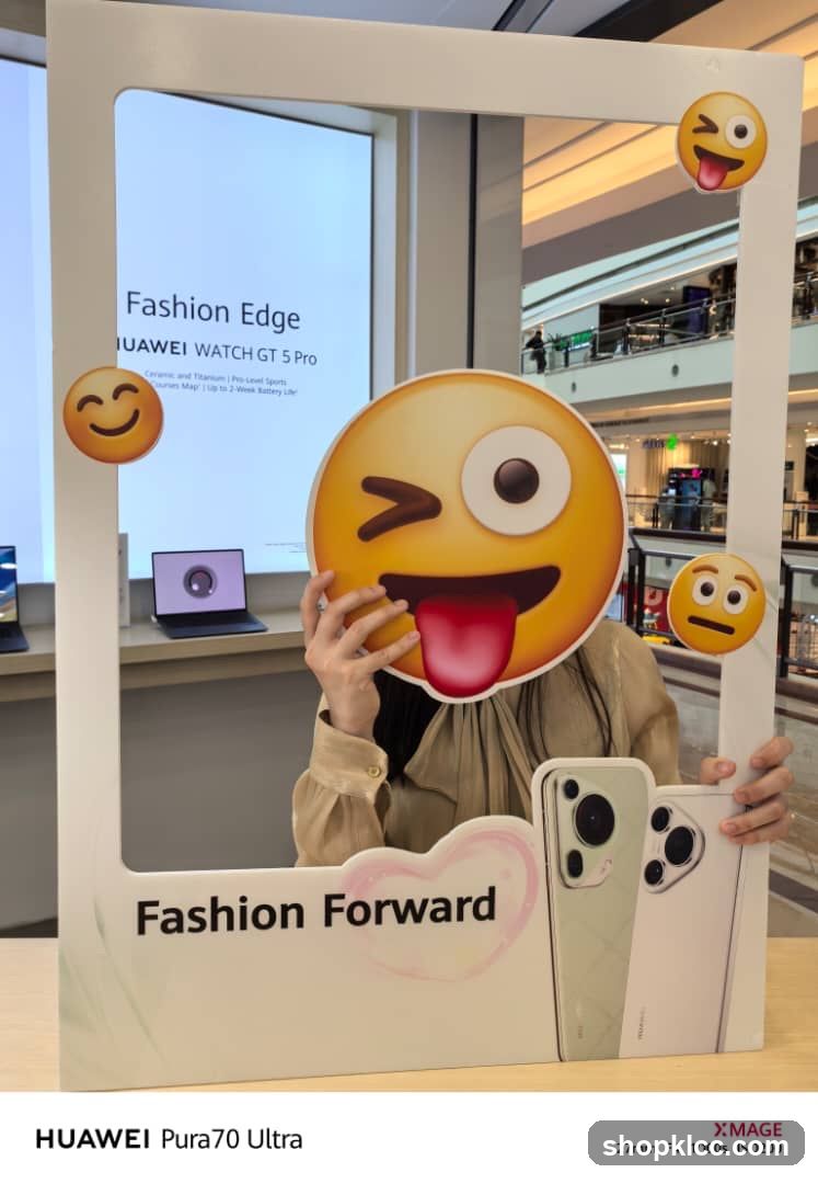 Interactive Photo Booth with Huawei Products