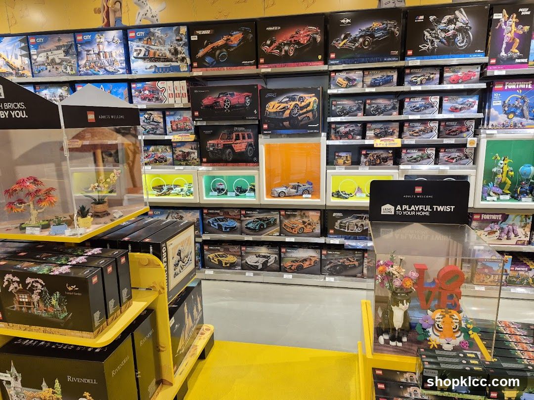 LEGO Store Display