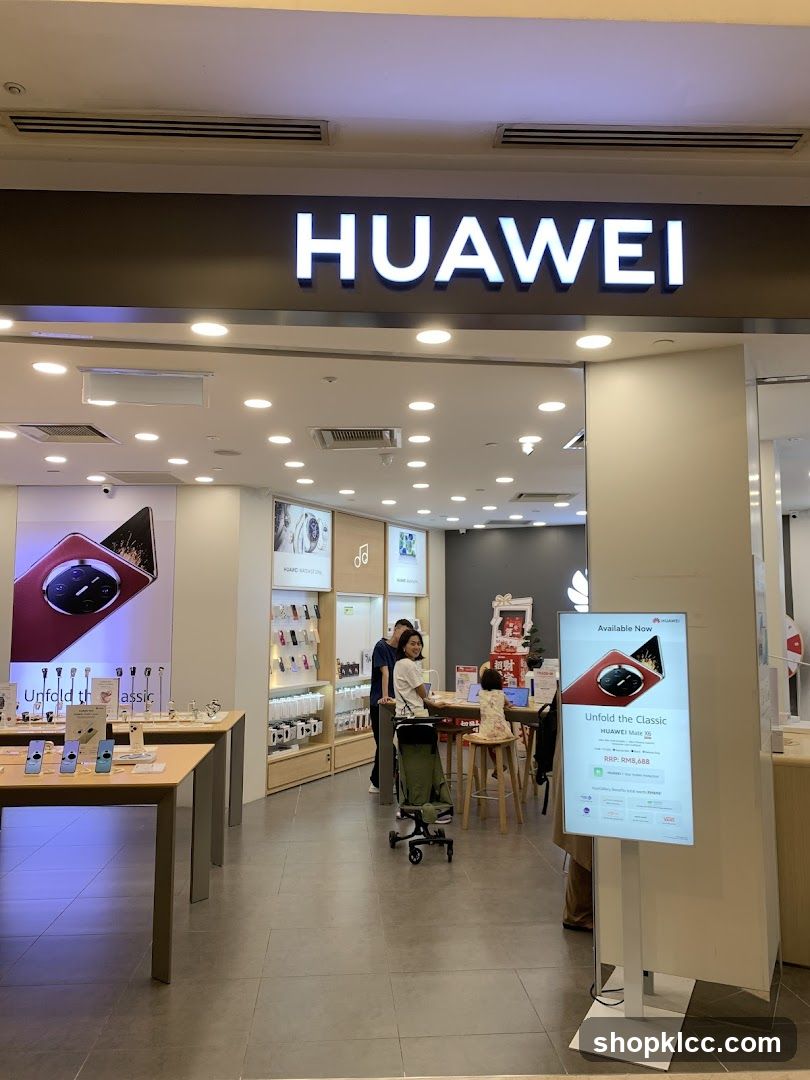 HONOR Experience Store - Suria KLCC