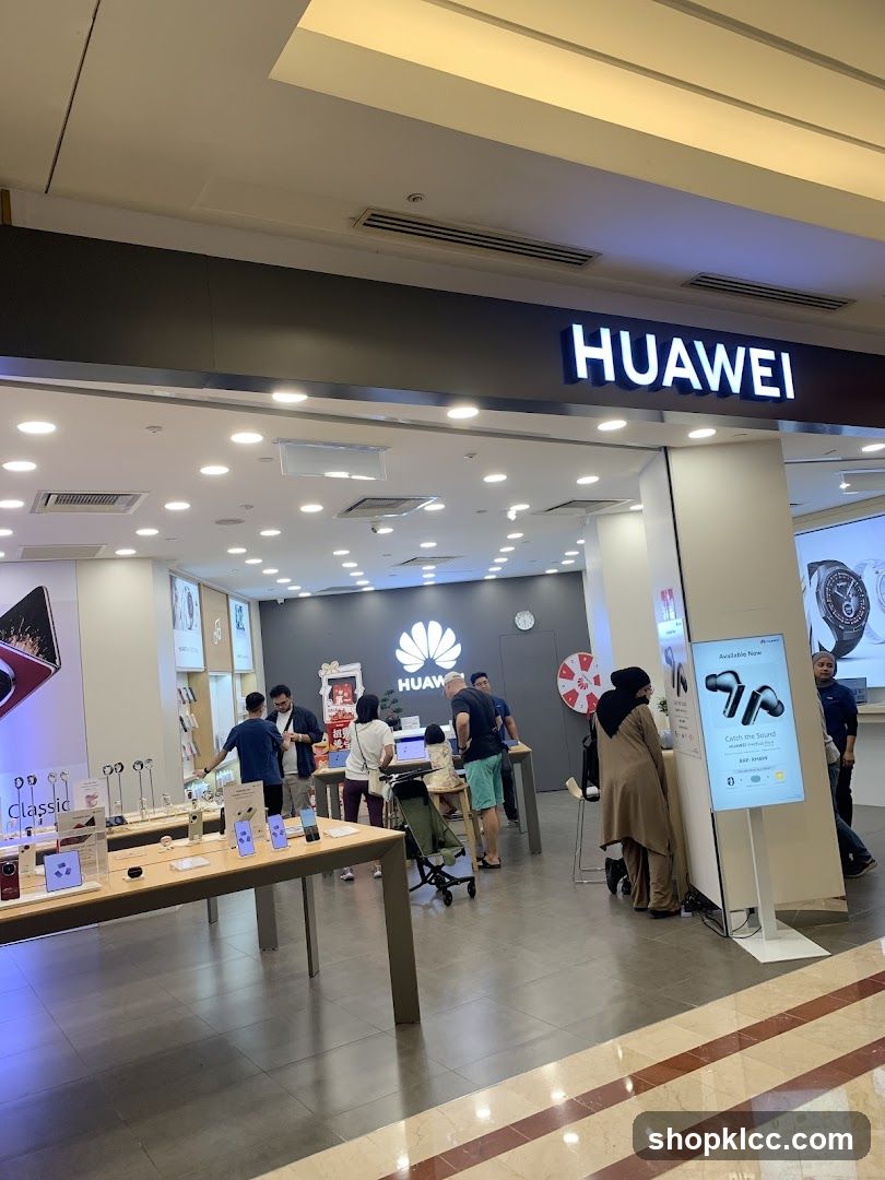 HONOR Experience Store - Suria KLCC