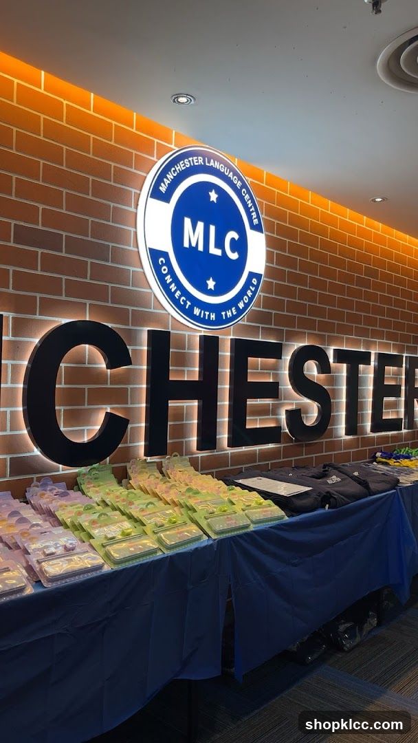 MLC Chester Display Table