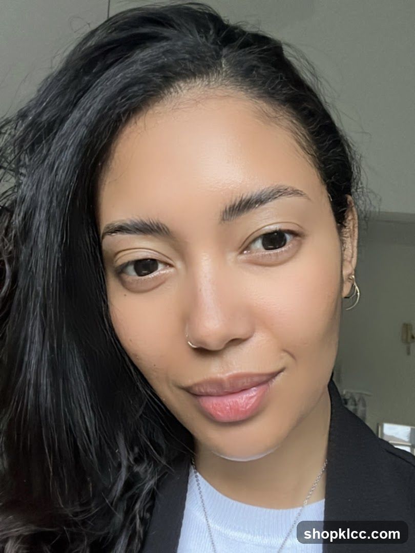 Woman wearing a black blazer