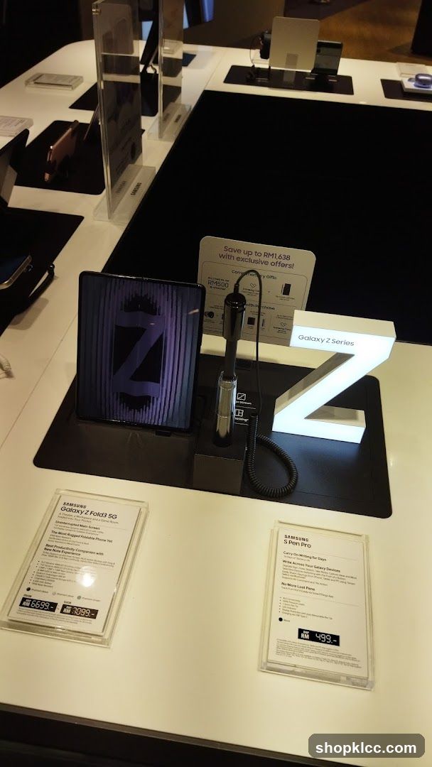 Samsung Galaxy Z Series Display
