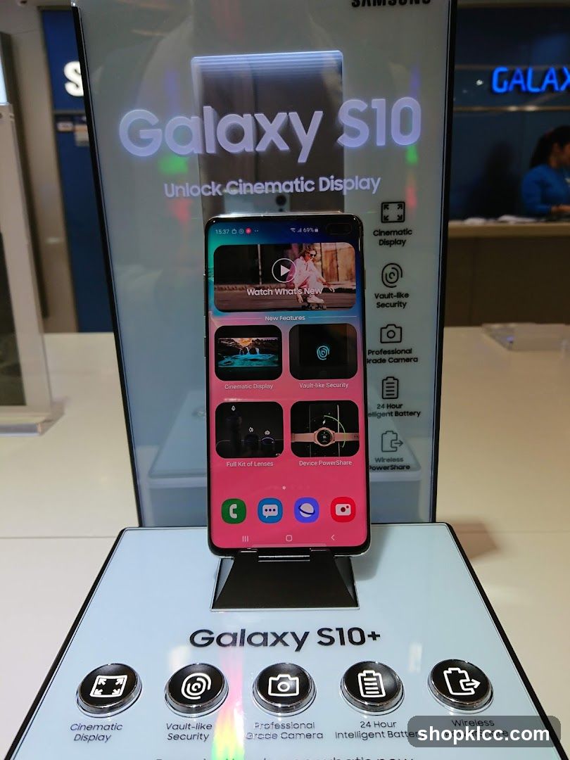 Samsung Galaxy S10+ Display