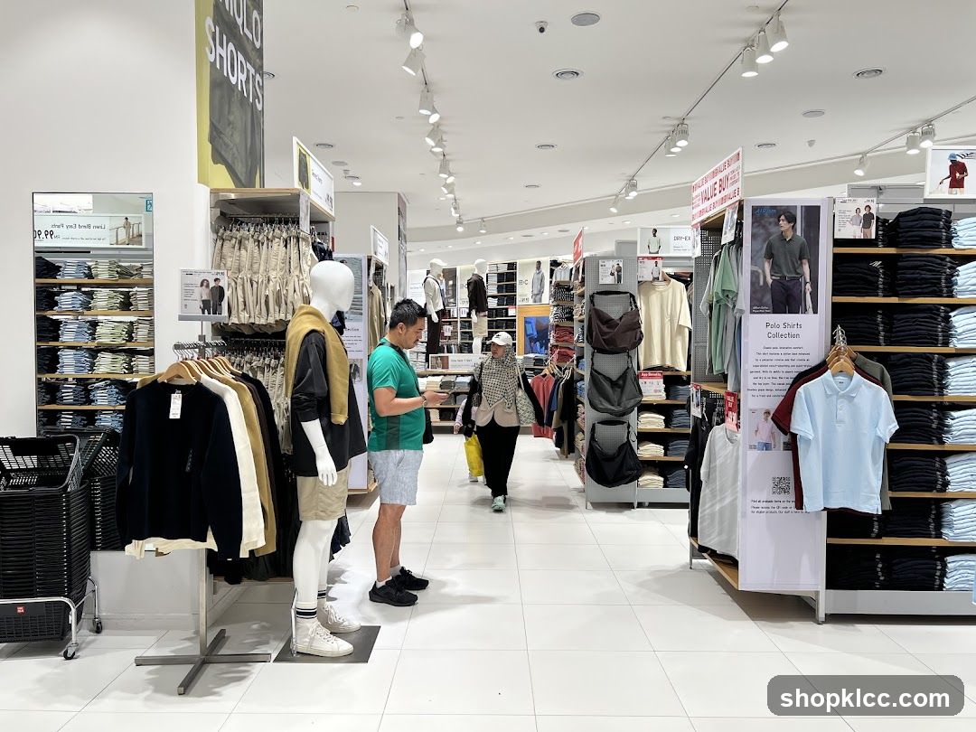 Uniqlo Store Interior