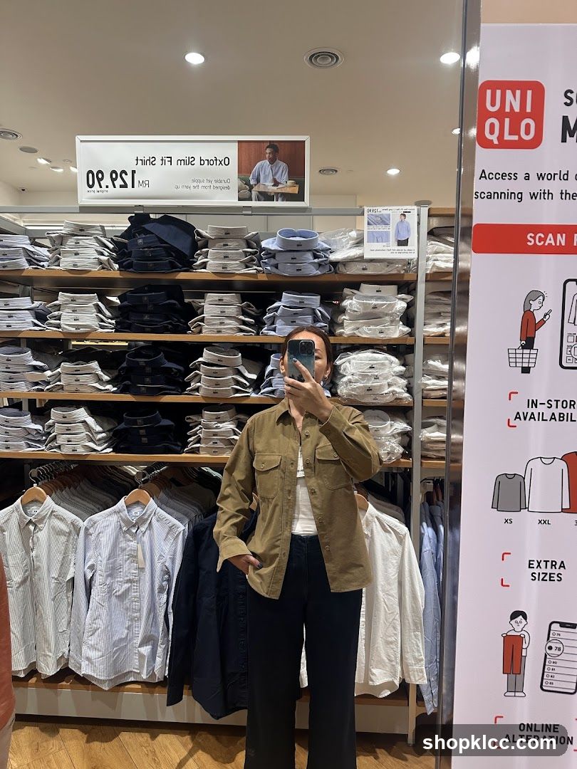 Uniqlo Store Interior