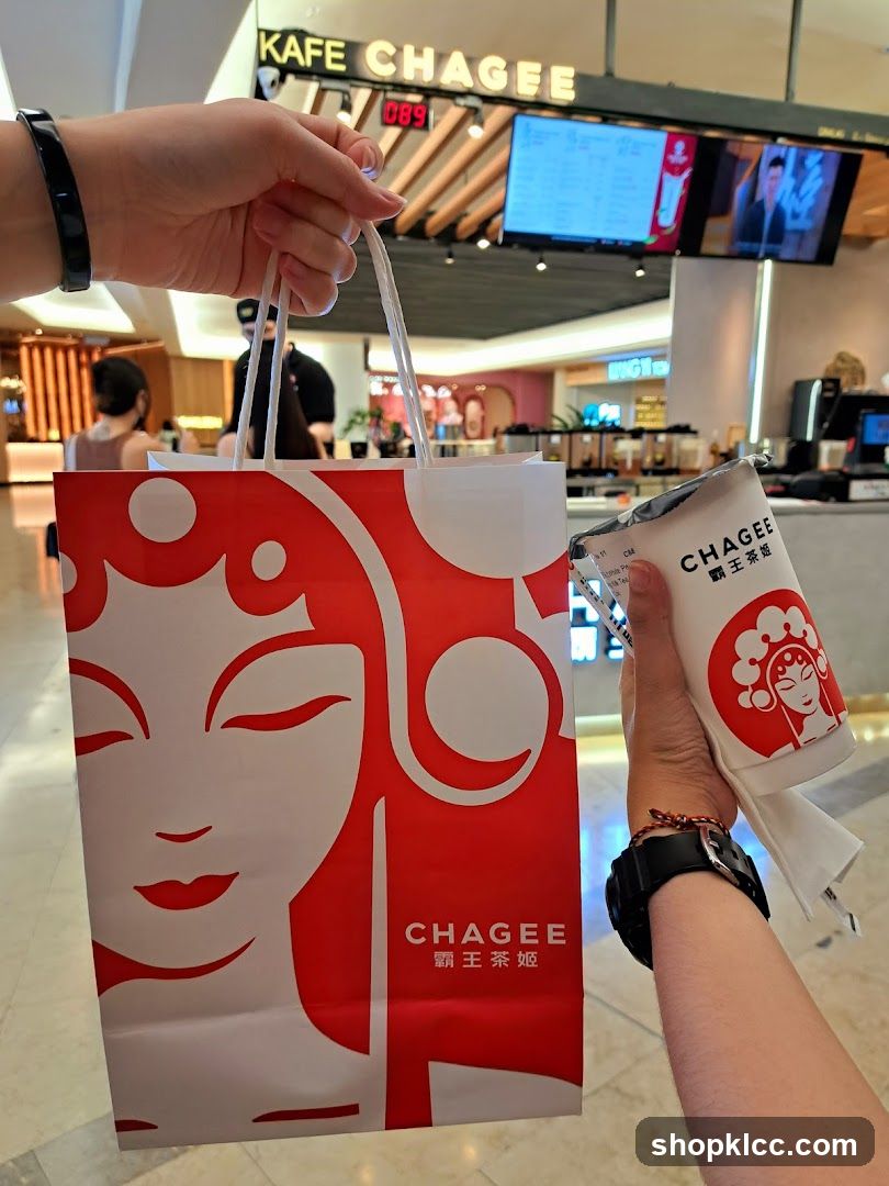 Chagee Bag and Drink