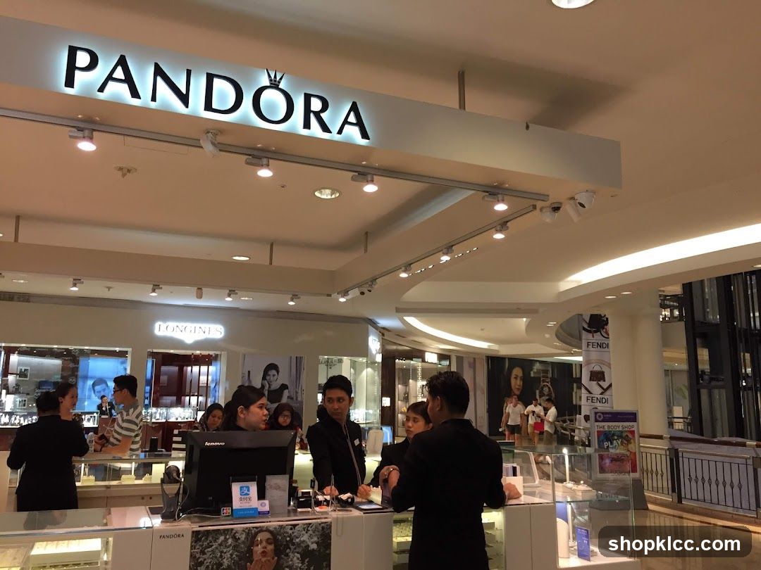 Pandora Store Interior