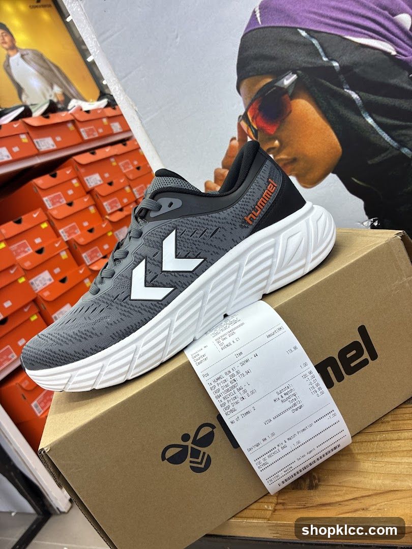 Hummel Shoe Display