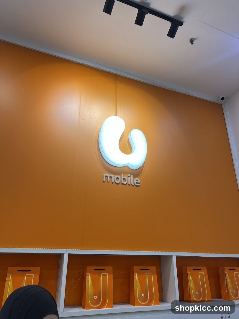 U Mobile Store Interior