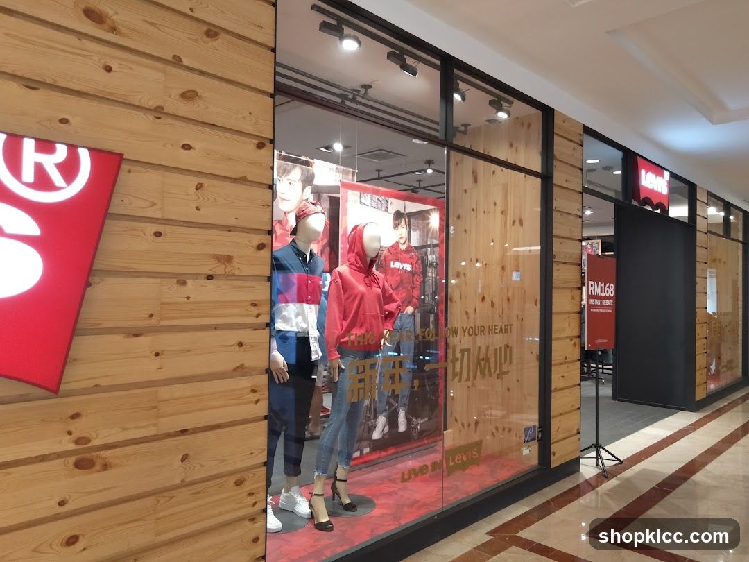 Levi's Storefront