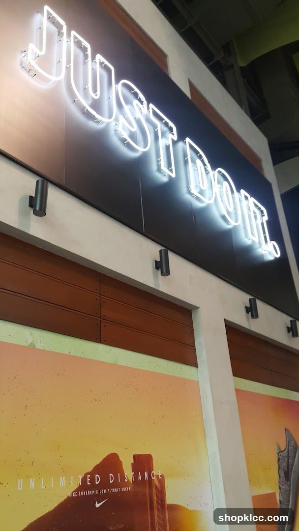 Nike Store Exterior