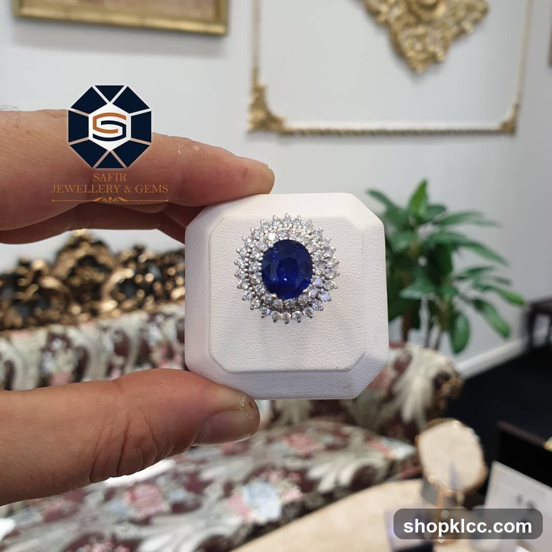 Sapphire Ring Display