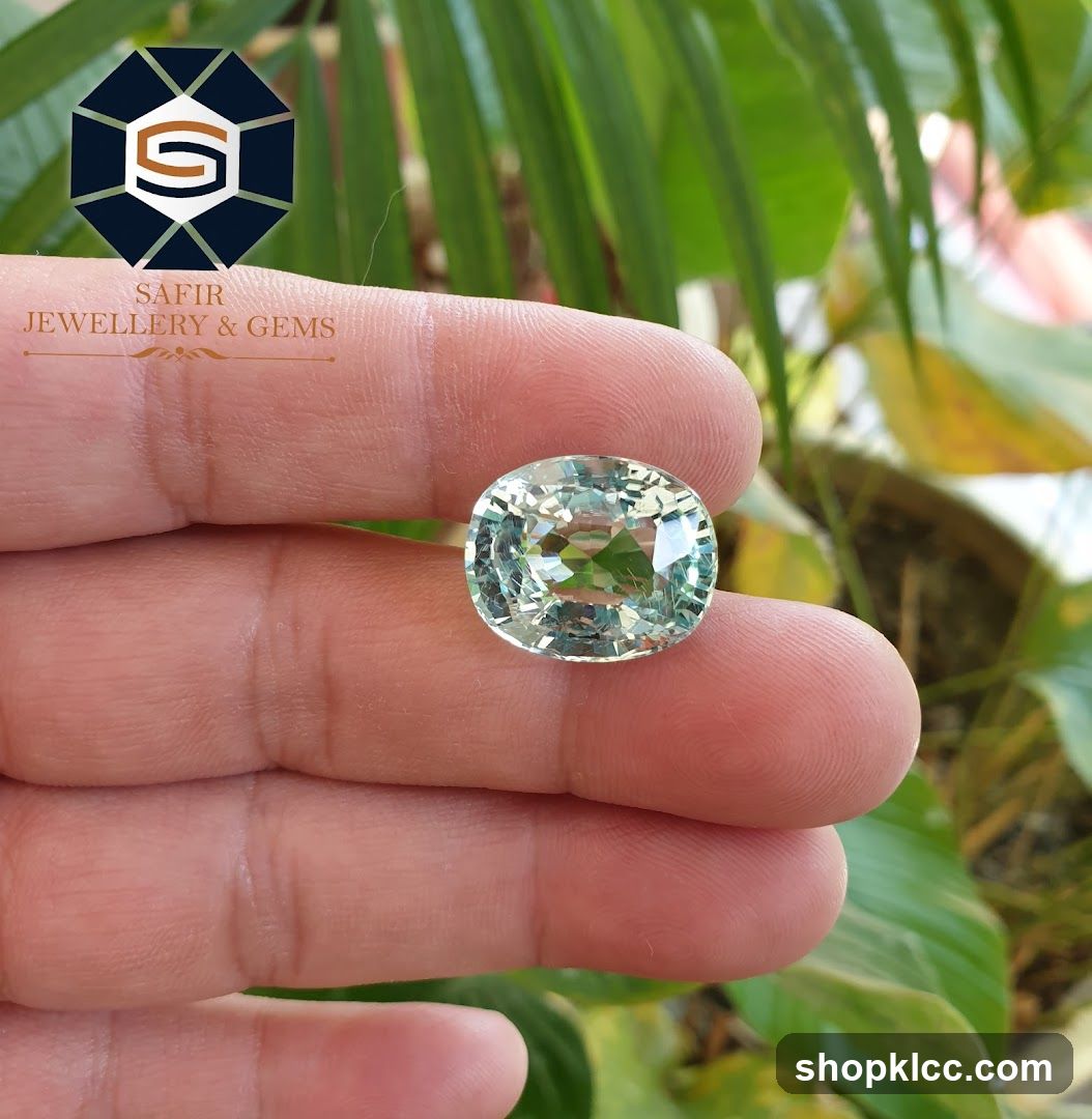 Safir Jewellery & Gems Gemstone Display