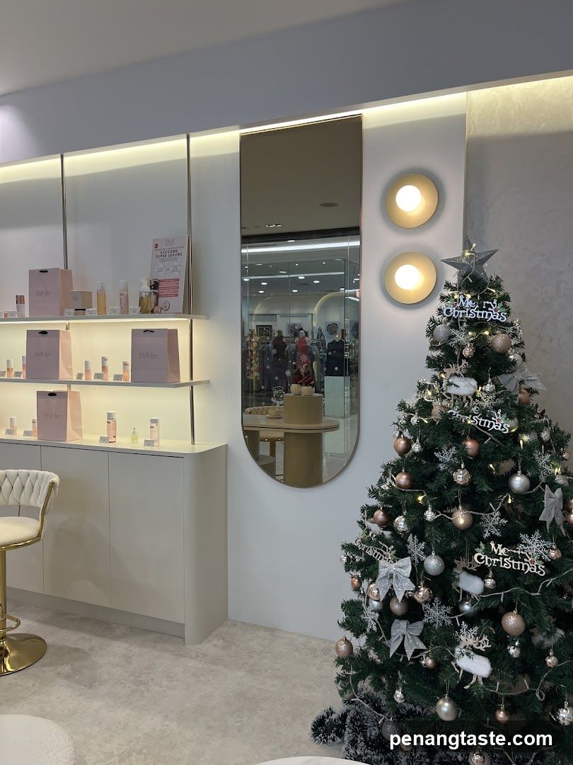 Cosmetics store interior with Christmas decorations