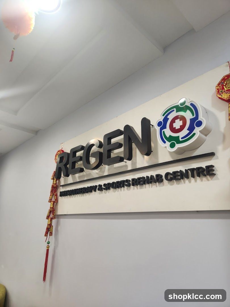 Regen Physiotherapy & Sports Rehab Centre Signage