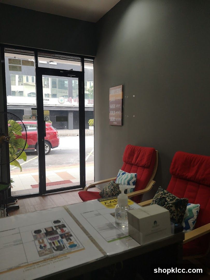 Laundry waiting area