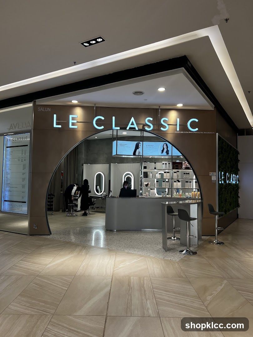 Le Classic Salon Interior View