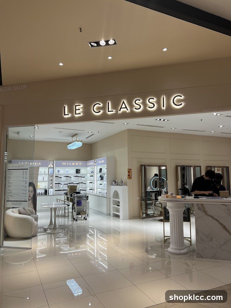 LE CLASSIC Interior View