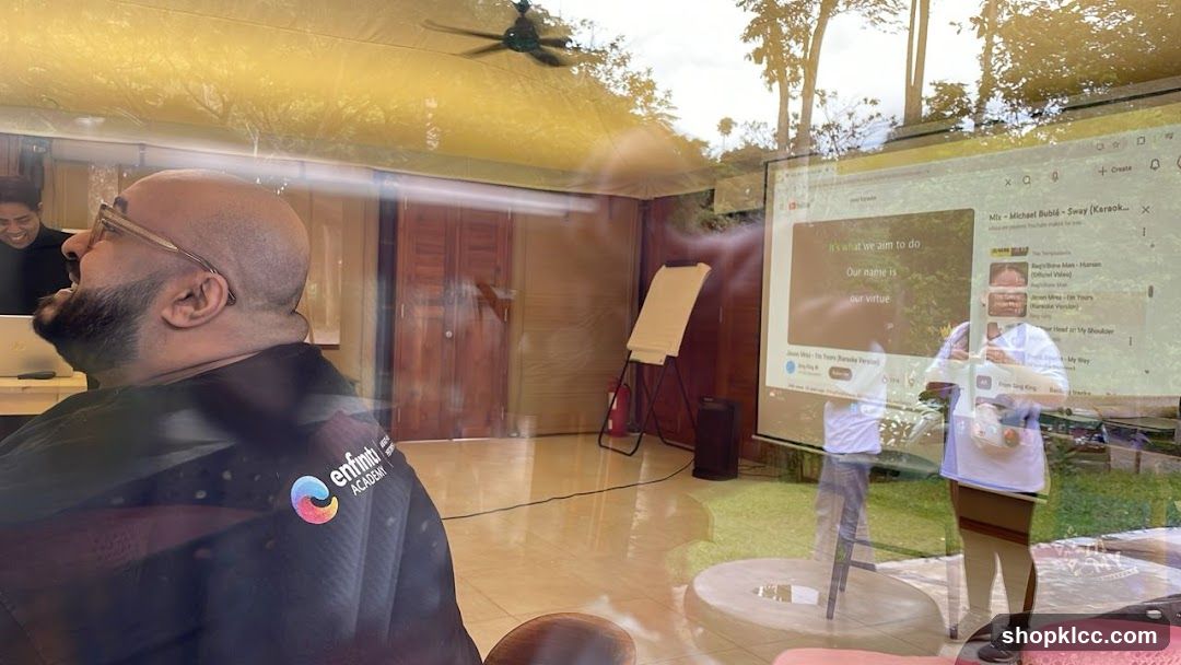 Presentation in a room