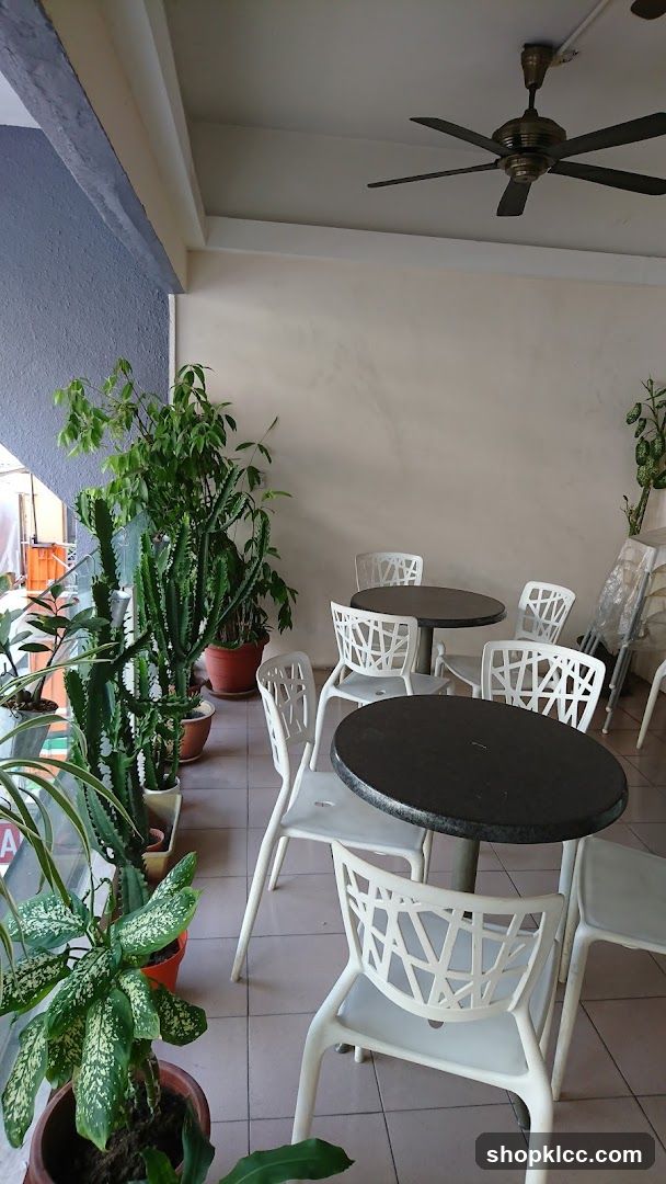 Outdoor Seating Area with Plants