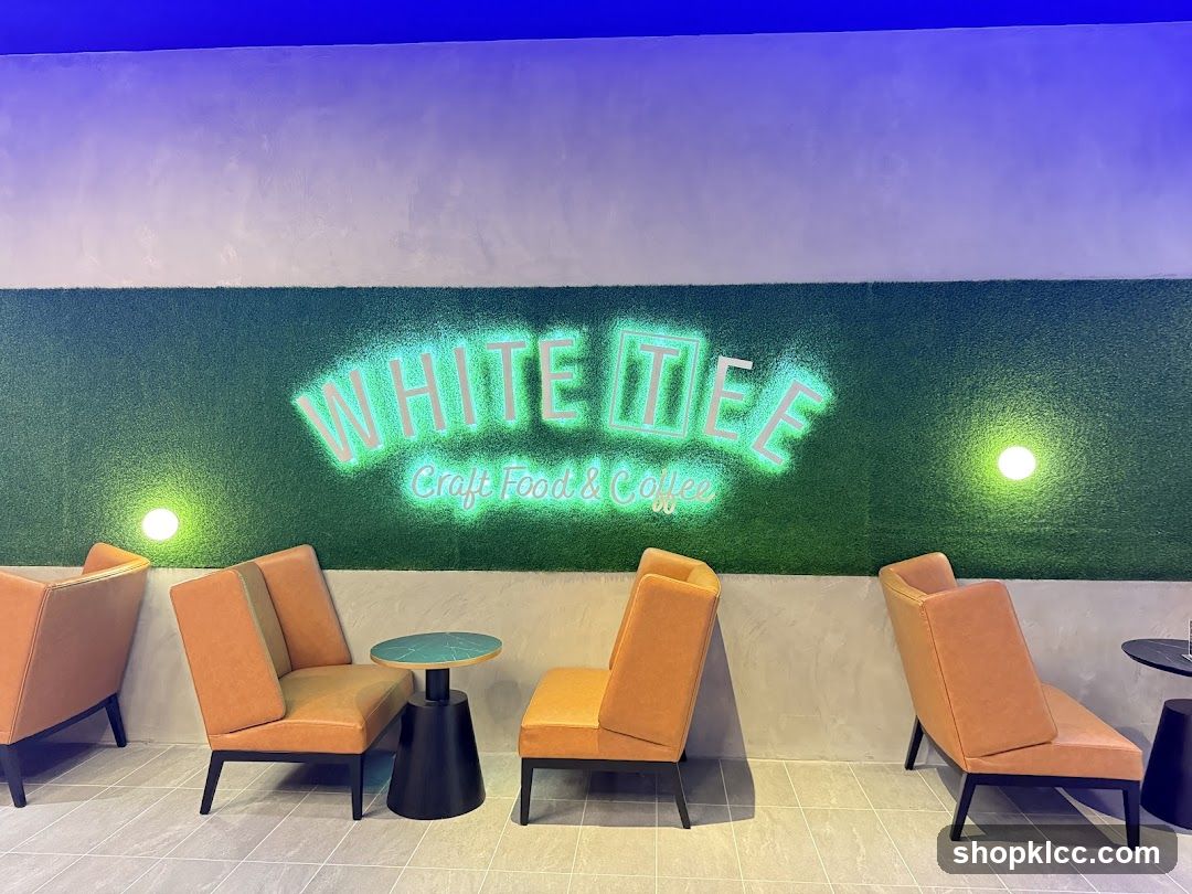 White Tee Craft Food & Coffee Interior