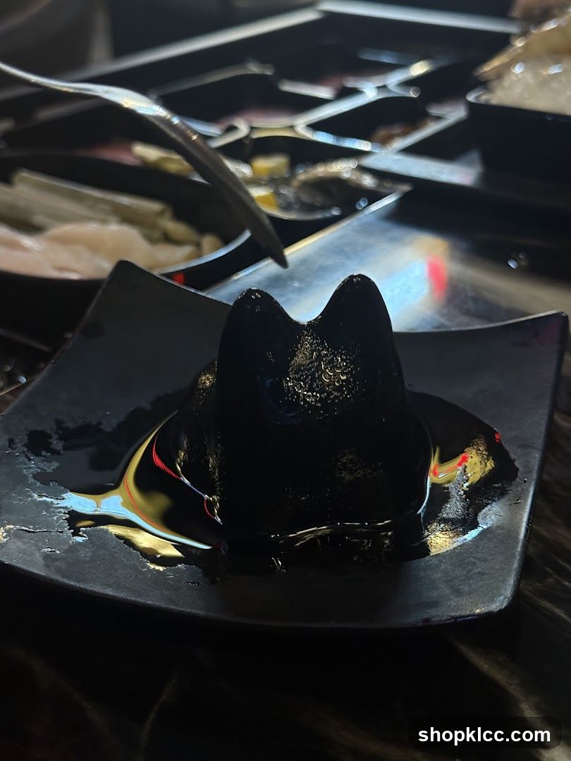 Black Cat-Shaped Jelly Dessert