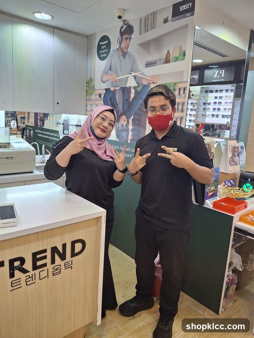 Optician Store Staff