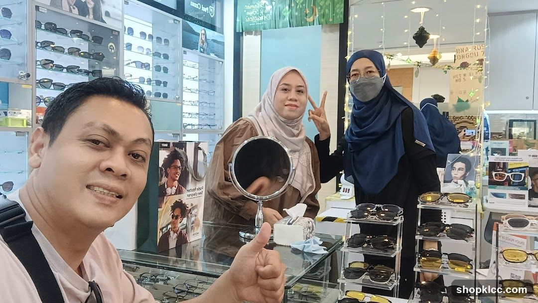 People in an optical shop