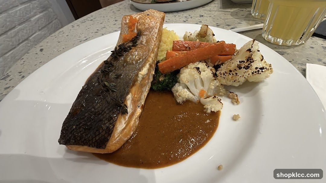 Salmon with Roasted Vegetables