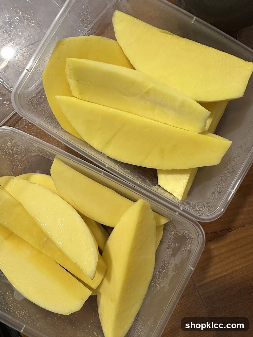 Sliced Mangoes