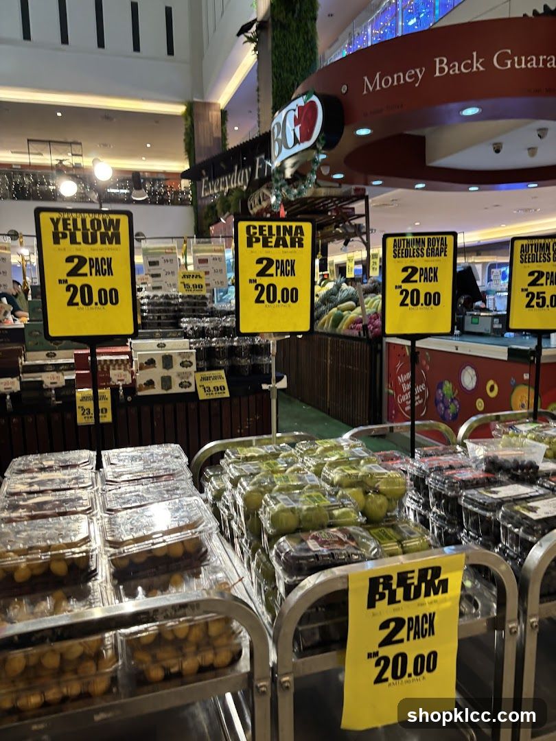 Fruit display with price tags