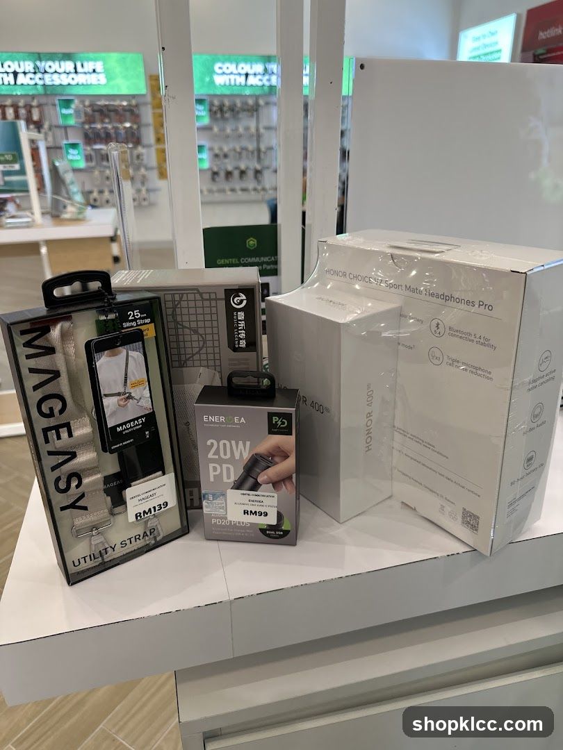 Electronics Accessories Display