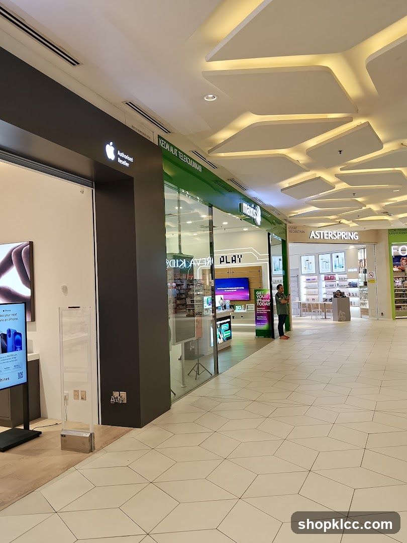 Maxis The Starling Mall