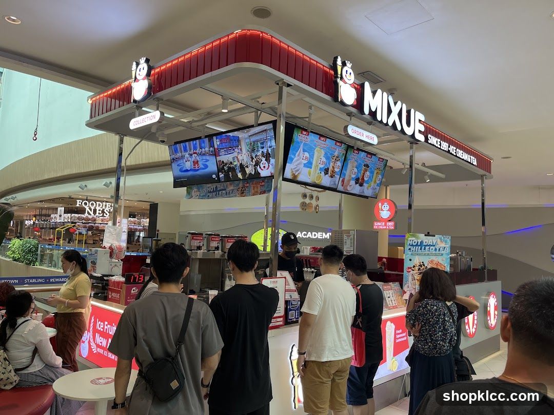 Mixue Ice Cream and Tea Store