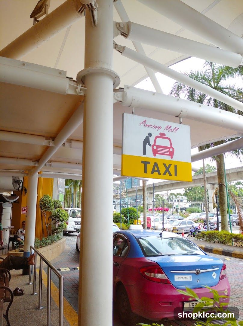 Amcorp Mall Taxi Stand