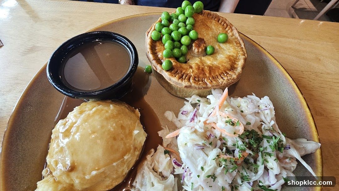 Pie with Mashed Potatoes and Coleslaw