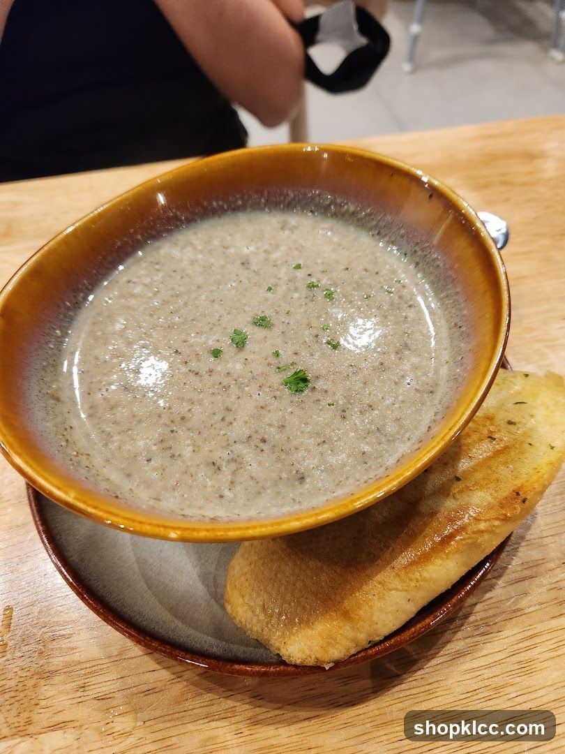 Mushroom Soup with Garlic Bread