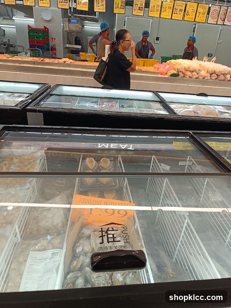 Supermarket Frozen Food Section