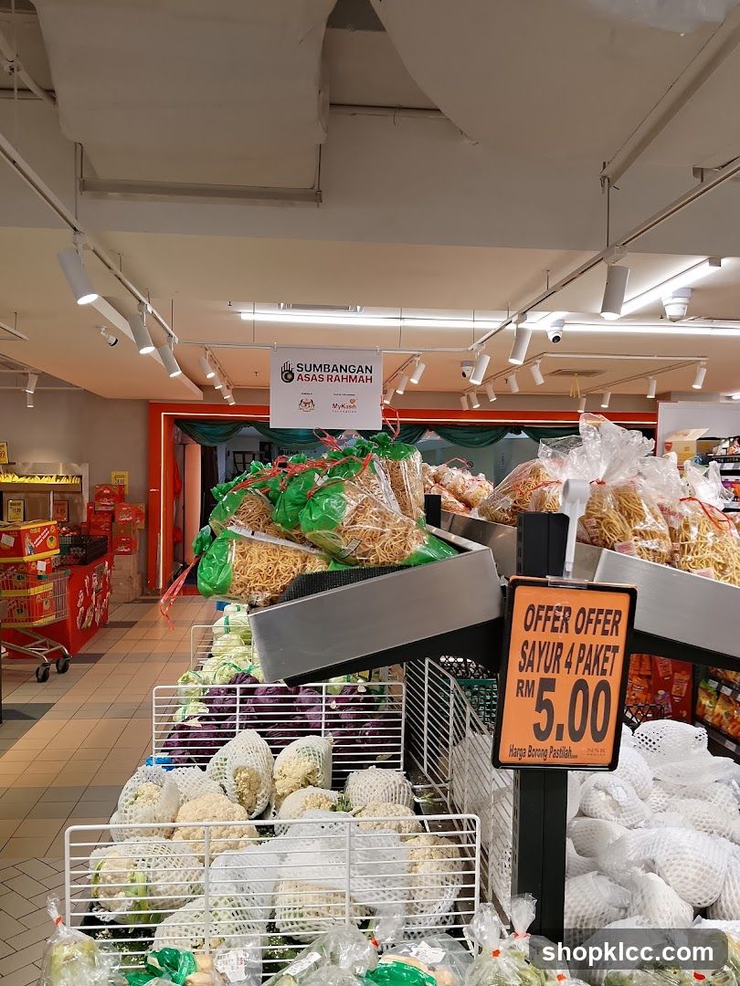 Supermarket Produce Aisle