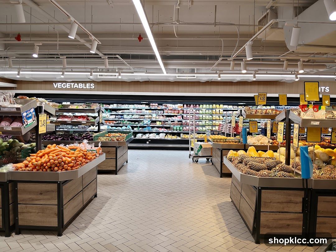 Supermarket Produce Aisle
